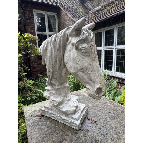 Horse Head Bust Sculpture - Cast Iron Outdoor Garden Statue Ornament - 20kg